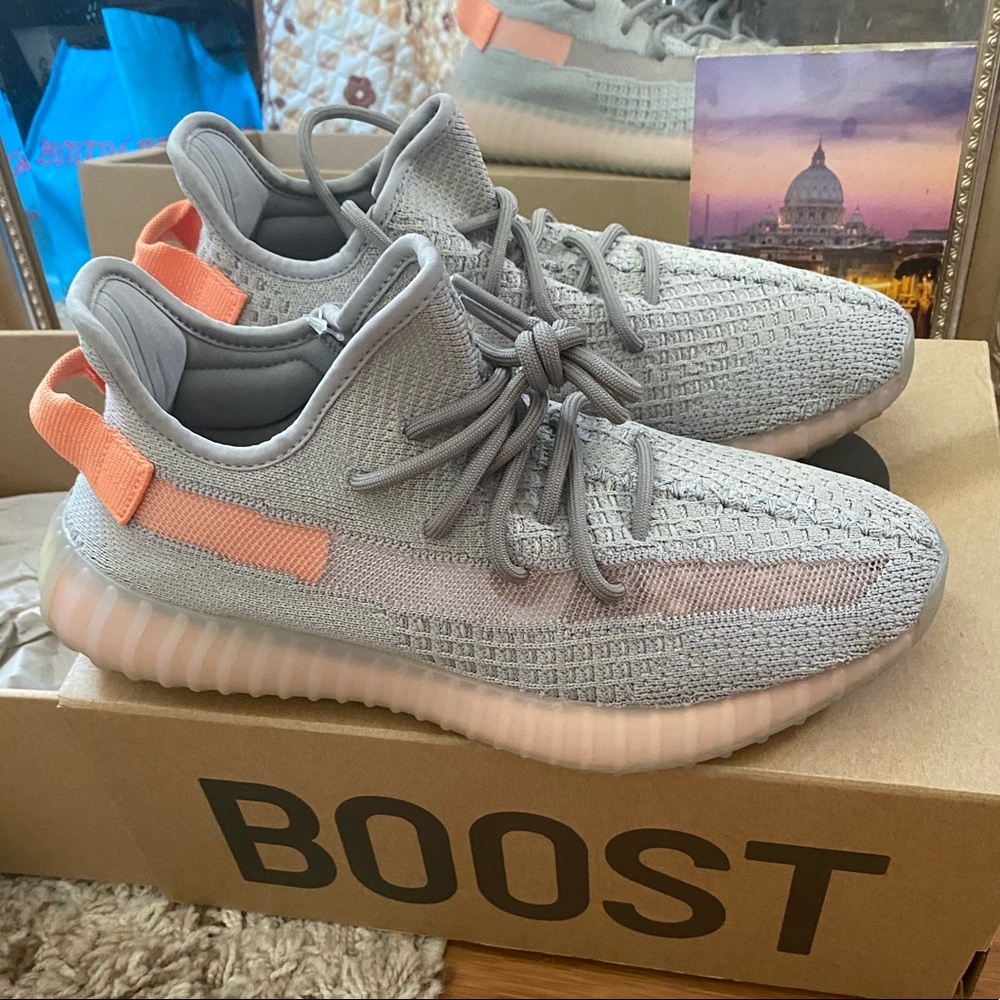 Yeezy 350 V2 ‘True Form’ Size 8.5 - Picture 1 of 3